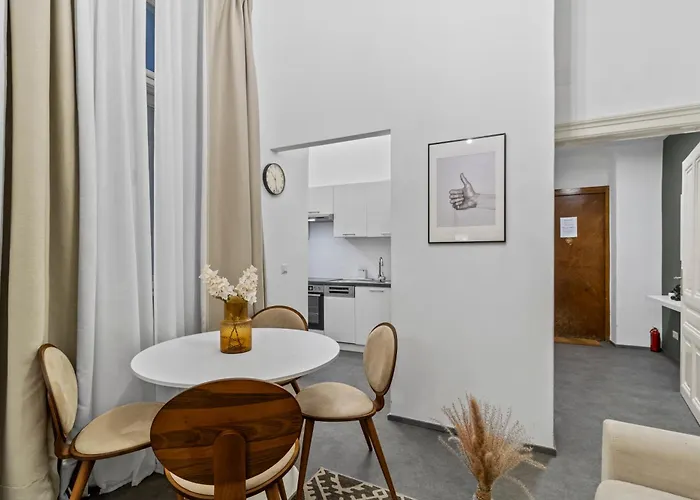 Apartment Cozy 1-br - - 5min To Metro U3 And Stadtpark Vienna