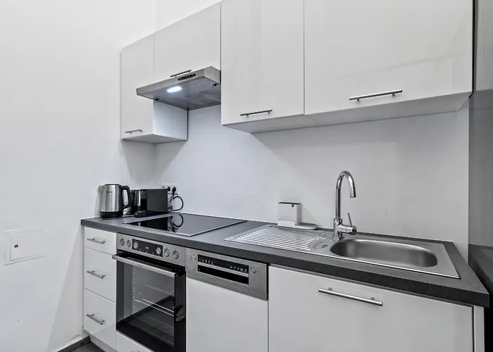 Cozy 1-br - - 5min To Metro U3 And Stadtpark Apartment